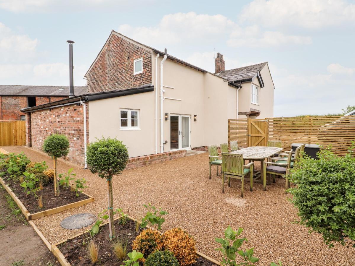 Legh Oaks Farm Villa Knutsford Exterior photo
